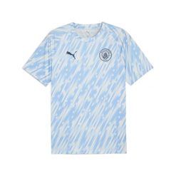 Męska koszulka przedmeczowa Manchester City PUMA. Niebieskie t-shirty sportowe męskie Puma, m, bez ramiączek, do piłki nożnej. Za 279.00 zł.