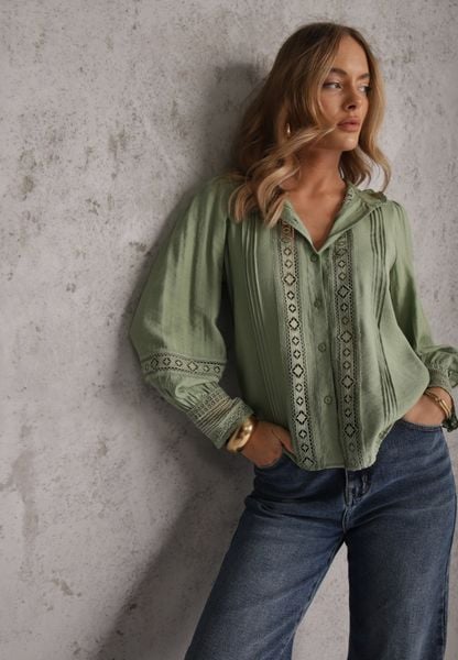 Zielona Koszula ze Stójką i Koronką Phaeninca. Zielone koszule damskie Renee, l, bez wzorów, z koronki, eleganckie, bez kołnierzyka, bez ramiączek. Za 129.99 zł.