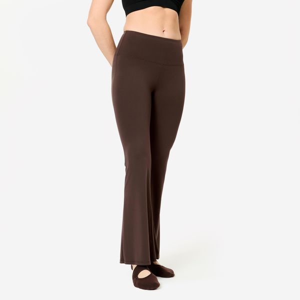 Spodnie fitness damskie Domyos flare. Brązowe spodnie sportowe damskie DOMYOS, xl, z elastanu, na fitness i siłownię. W wyprzedaży za 79.99 zł.