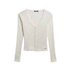 Damska koszulka z długim rękawem Superdry Essential. Białe t-shirty damskie Superdry., bez wzorów, bez kołnierzyka. W wyprzedaży za 131.10 zł.