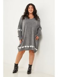 Curvy Lady Sukienka dzianinowa w kolorze szarym rozmiar: 44/46. Szare sukienki damskie Curvy Lady, bez wzorów, z dzianiny, klasyczne, bez kołnierzyka, bez ramiączek, midi. Za 78.99 zł.