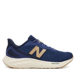 Buty do biegania New Balance. Niebieskie obuwie do biegania damskie New Balance. Za 279.99 zł.
