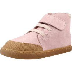 Buty TITANITOS U540 CARLET BOTIN CARLET Rose. Czerwone buty trekkingowe męskie TITANITOS, ze skóry, bez zapięcia, trekkingowe. Za 245.99 zł.