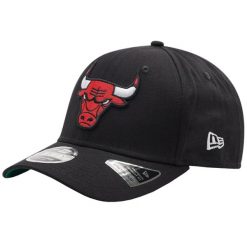 Męska czapka z daszkiem New Era 9FIFTY Chicago Bulls NBA Stretch Snap Cap. Czarne czapki męskie New Era, bez wzorów, z bawełny, sportowe. Za 129.99 zł.