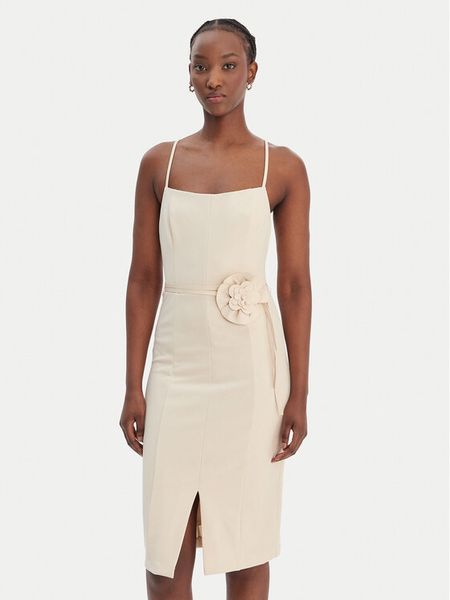 Guess Sukienka koktajlowa W6RK0G KC9O0 Beżowy Regular Fit. Brązowe sukienki damskie Guess, l, z aplikacjami, z syntetyku, wizytowe, bez kołnierzyka, bez ramiączek. Za 614.99 zł.