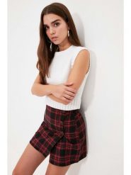 Trendyol Spódnica w kolorze czarno-czerwonym rozmiar: 38. Czarne spódniczki damskie Trendyol, bez wzorów, midi, proste. Za 56.99 zł.