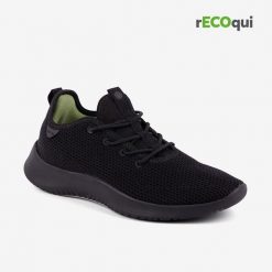 Męskie tenisówki Coqui. Czarne trampki i tenisówki męskie Coqui, bez wzorów, z materiału, przed kostkę, bez zapięcia. Za 238.99 zł.