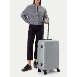 Walizka średnia GINO ROSSI. Szare walizki Gino Rossi, bez wzorów, średnie. Za 279.99 zł.