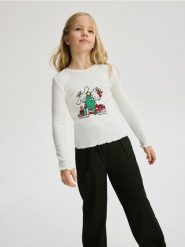 Świąteczna koszulka Hello Kitty - złamana biel. Koszulki dziewczęce Reserved, bez wzorów, z bawełny, bez ramiączek. W wyprzedaży za 25.99 zł.