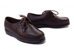 SOLO 015 SZ brązowy, półbuty mokasyny damskie sznurowane. Brązowe mokasyny damskie Solo, ze skóry. Za 244.90 zł.