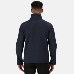 Męski Softshell Cera V. Niebieskie kurtki softshell damskie Regatta, l, bez wzorów, z elastanu, bez kaptura. Za 174.99 zł.