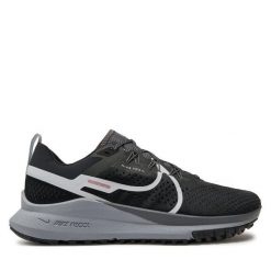 Buty do biegania Nike. Czarne obuwie do biegania damskie Nike. Za 499.99 zł.