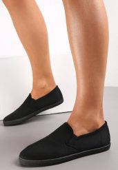 Czarne Wsuwane Tenisówki Materiałowe Jaylisa. Czarne trampki i tenisówki damskie Renee, bez wzorów, z materiału. Za 39.99 zł.