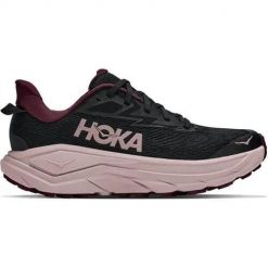 Buty do biegania damskie Hoka One One Challenger 8. Czarne obuwie do biegania damskie Hoka One One, do biegania. Za 949.00 zł.