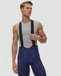 Spodenki rowerowe męskie X-Bionic Corefusion Ride Bib Shorts A095. Niebieskie szorty męskie X BIONIC, bez wzorów, klasyczne. Za 929.99 zł.