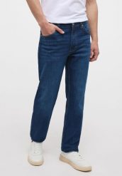 MUSTANG TRAMPER STRAIGHT MĘSKIE SPODNIE JEANSOWE DENIM BLUE 1013715 5000 843. Niebieskie spodnie materiałowe męskie Mustang, bez wzorów, z denimu. Za 219.99 zł.