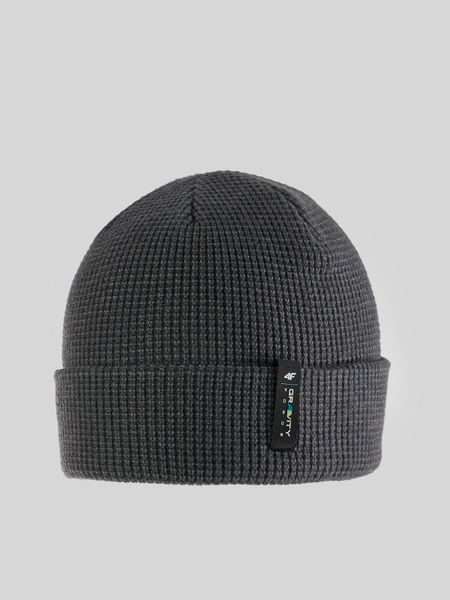 4F Czapka zimowa męska - szara Uniwersalny. Szare czapki męskie 4f, na zimę, bez wzorów, z dzianiny, klasyczne. Za 59.99 zł.