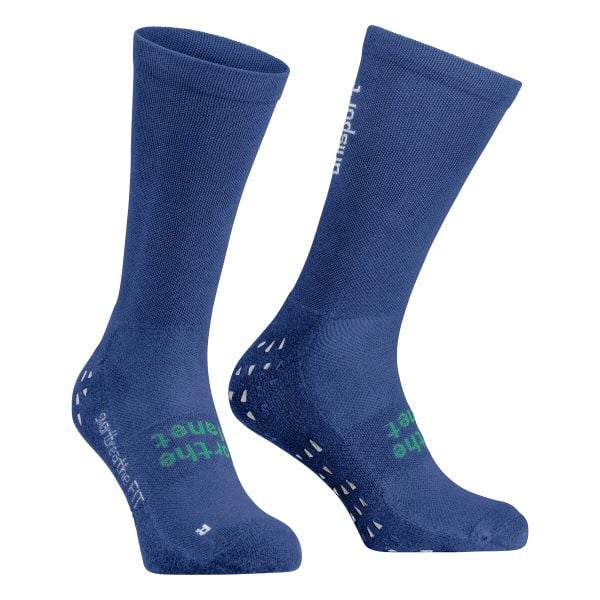 Skarpetki Uhlsport Grip. Białe skarpetki damskie UHLSPORT, bez wzorów, z bawełny. Za 83.00 zł.