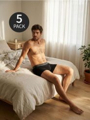 Bawełniane bokserki Long 5 pack - czarny. Czarne bokserki męskie Sinsay, bez wzorów, z bawełny. Za 55.99 zł.