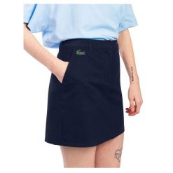 Spódnica tenisowa damska Lacoste. Niebieskie spódniczki damskie Lacoste, na lato, s, z aplikacjami, z materiału, eleganckie, dopasowane. Za 322.00 zł.