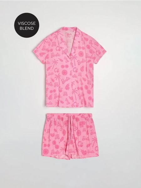Wiskozowa piżama dwuczęściowa Barbie - różowy. Czerwone piżamy damskie Sinsay, l, bez wzorów, z wiskozy, bez ramiączek. W wyprzedaży za 39.99 zł.