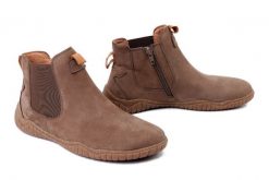 JOSEF SEIBEL 70704 TE724 250 Wynona 04 taupe, botki damskie. Brązowe botki damskie Josef Seibel, ze skóry, bez obcasa, na obcasie, bez zapięcia. Za 507.21 zł.