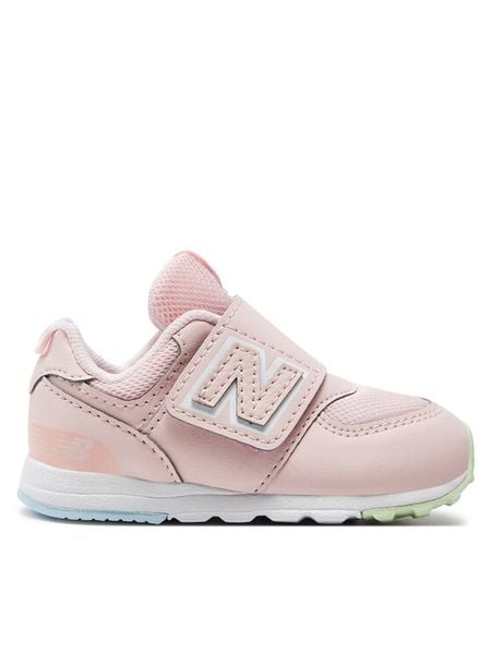 New Balance Sneakersy NW574MSE Różowy. Czerwone buty sportowe dziewczęce New Balance, bez wzorów, ze skóry, bez zapięcia. Za 239.99 zł.