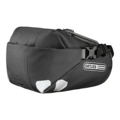 Torba Podsiodłowa Ortlieb Saddle-Bag Two Black Matt 1,6L. Czarne torebki klasyczne damskie Ortlieb, bez wzorów, z materiału, bez dodatków. Za 215.90 zł.