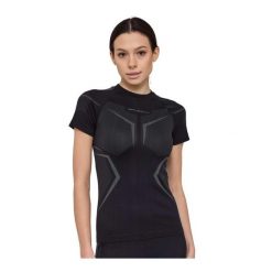 Koszulka damska termoaktywna z krótkim rękawem Brubeck DRY. Czarne bielizna termoaktywna damska Brubeck, bez wzorów, z poliamidu. Za 129.99 zł.