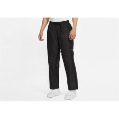 Spodnie sportowe męskie Nike Air Jordan 23 Engineered. Czarne spodnie sportowe męskie Nike. Za 449.00 zł.