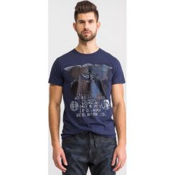 Granatowy t-shirt T-Diego-Rd. Niebieskie t-shirty męskie Diesel, l, bez wzorów, z bawełny, bez kołnierzyka. Za 82.00 zł.