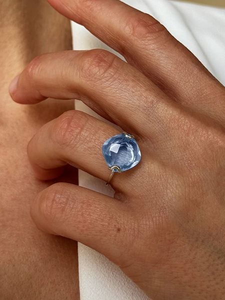 Les Petites Précieuses Srebrny pierścionek z kwarcem rozmiar: 56. Niebieskie pierścionki damskie Les Petites Précieuses, z kwarcem, srebrne. Za 130.99 zł.