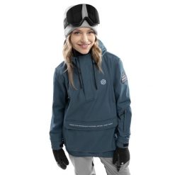 Damska kurtka snowboardowa Sporty zimowe SIROKO W3-W Celsius. Niebieskie kurtki narciarskie i snowboardowe damskie SIROKO, bez wzorów, z softshellu, bez kaptura, narciarskie. W wyprzedaży za 297.00 zł.