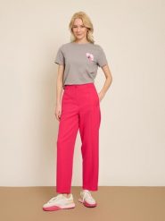 BGN Spodnie w kolorze różowym rozmiar: 40. Różowe spodnie materiałowe damskie BGN, bez wzorów, z materiału. Za 121.99 zł.