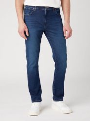 WRANGLER LARSTON MĘSKIE SPODNIE JEANSOWE GREEN FUZZ W18SMQ350. Zielone spodnie materiałowe męskie Wrangler, bez wzorów, z jeansu. Za 229.99 zł.