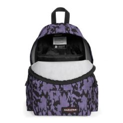 Plecak Eastpak Day Pak'R. Niebieskie plecaki męskie Eastpak, bez wzorów, z materiału. Za 282.50 zł.