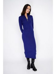 ASSUILI Sukienka dzianinowa w kolorze granatowym rozmiar: 34. Niebieskie sukienki damskie Assuili, bez wzorów, z dzianiny, bez kołnierzyka, bez ramiączek, maxi. Za 139.20 zł.