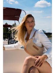 Maison héritage PARIS Torebka "Nora" w kolorze jasnobrązowo-beżowym - 26 x 16 x 6 cm rozmiar: onesize. Brązowe torebki klasyczne damskie maison héritage PARIS, bez wzorów, z materiału, bez dodatków. Za 195.99 zł.