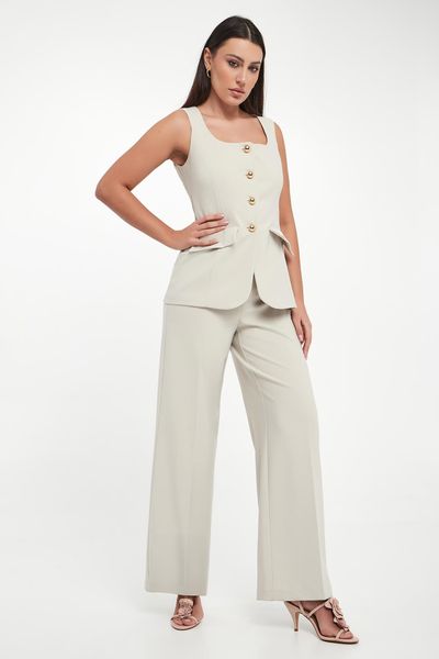 Kombinezon z ozdobnymi guzikami JOSEPH RIBKOFF. Kombinezony damskie Joseph Ribkoff, xxs, bez wzorów, bez kołnierzyka, bez ramiączek. Za 1,469.00 zł.