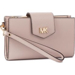 Duży Portfel Damski MICHAEL MICHAEL KORS - Wristlets 32T9GFDW7L Soft Pink. Czerwone portfele damskie MICHAEL Michael Kors, bez wzorów, ze skóry. Za 559.00 zł.