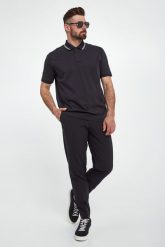 Spodnie męskie ARMANI EXCHANGE. Spodnie materiałowe męskie Armani Exchange, bez wzorów. W wyprzedaży za 415.20 zł.