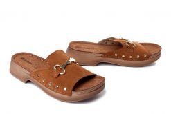 Inblu TF-02KU 021 camel, klapki damskie. Brązowe klapki damskie Inblu, bez wzorów, ze skóry, bez obcasa. Za 95.92 zł.