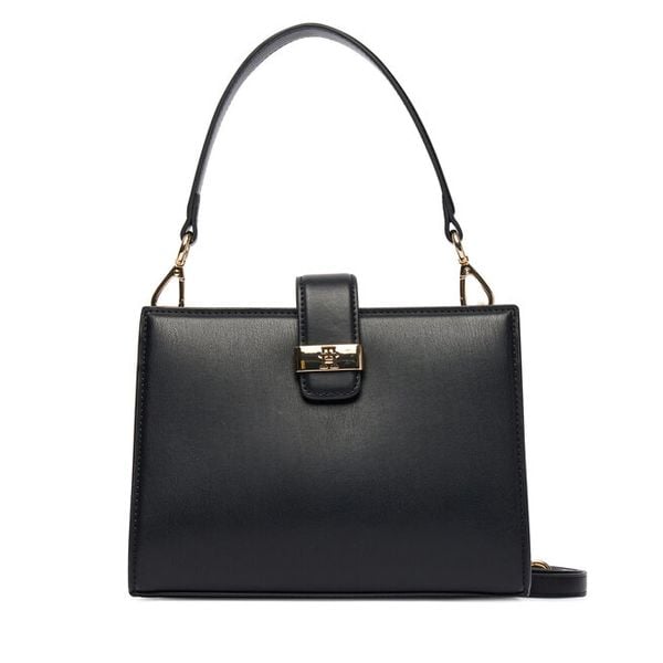 Torebka Tommy Hilfiger. Czarne torebki klasyczne damskie Tommy Hilfiger, bez wzorów, bez dodatków. Za 569.99 zł.