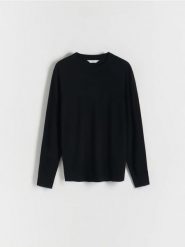 Sweter z wiskozą - czarny. Czarne swetry męskie Reserved, l, bez wzorów, z dzianiny, bez kołnierzyka. W wyprzedaży za 69.99 zł.