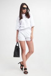 Szorty dresowe damskie ARMANI EXCHANGE. Szorty damskie Armani Exchange, bez wzorów, z dresówki. W wyprzedaży za 306.82 zł.