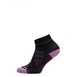 Skarpety Smartwool Performance Hike Light Cushion Ankle Women. Czarne skarpetki męskie Smartwool, bez wzorów, z wełny. Za 81.49 zł.