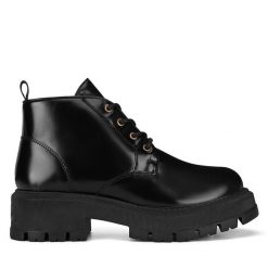 Botki Badura. Czarne botki damskie Badura, bez obcasa, na płaskiej podeszwie, bez zapięcia. Za 279.99 zł.