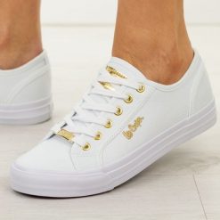 Białe trampki damskie Lee Cooper 4074. Białe trampki i tenisówki damskie Lee Cooper, bez wzorów, z jeansu. Za 149.00 zł.