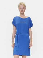 Emporio Armani Sukienka codzienna EW000783 AF12192 UA012 Niebieski Regular Fit. Niebieskie sukienki damskie Emporio Armani, na co dzień, m, bez wzorów, z wiskozy, bez kołnierzyka, bez ramiączek, proste. Za 349.99 zł.