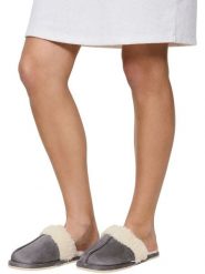 Triumph Kapcie w kolorze szarym rozmiar: M. Szare kapcie damskie Triumph, z materiału. Za 39.21 zł.